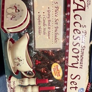 Christmas table setting